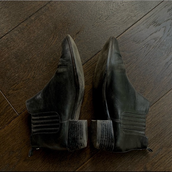 MICHAEL KORS ankle boots - Picture 2 of 3